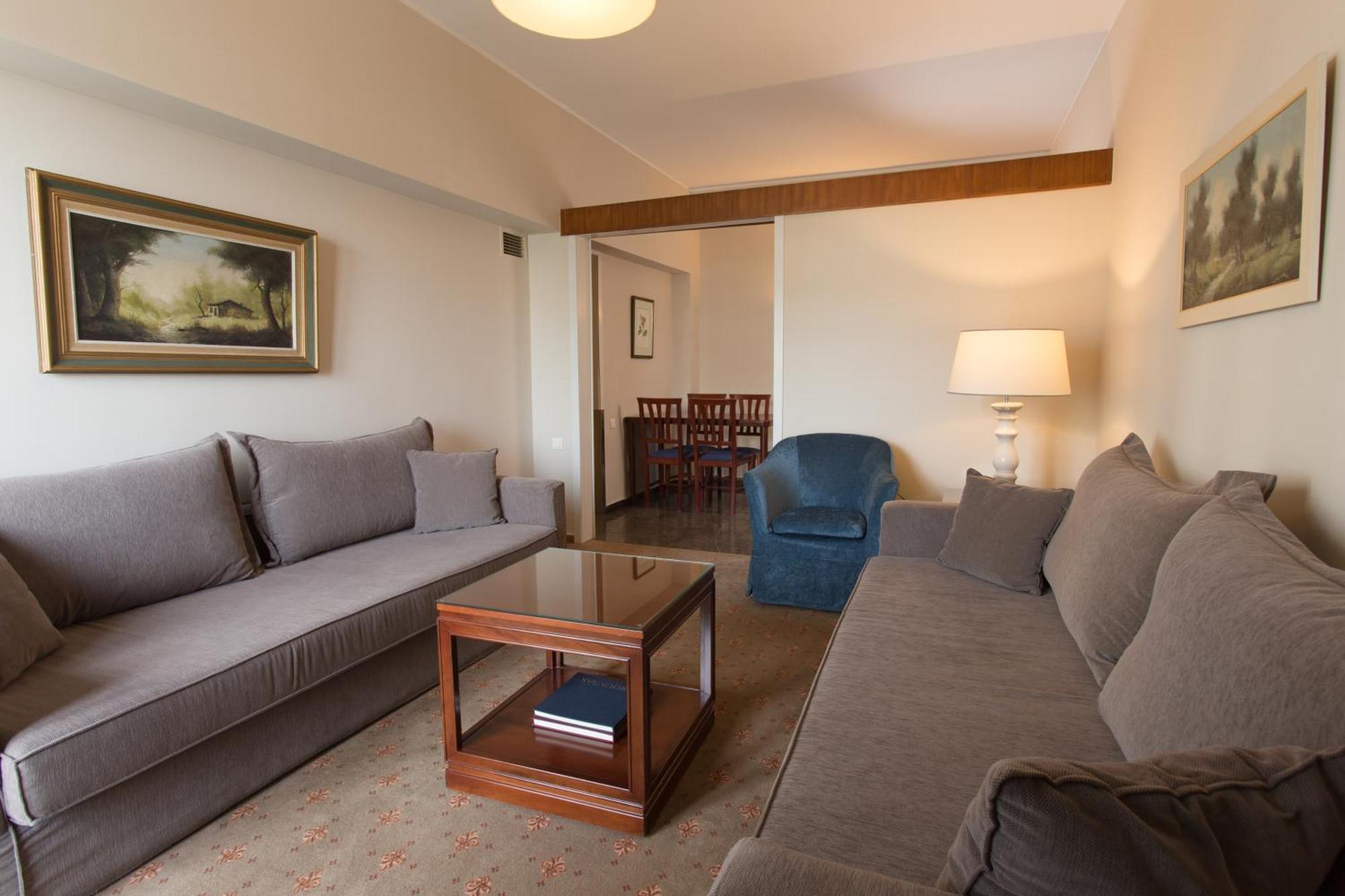Delice - Family Aparthotel Athens